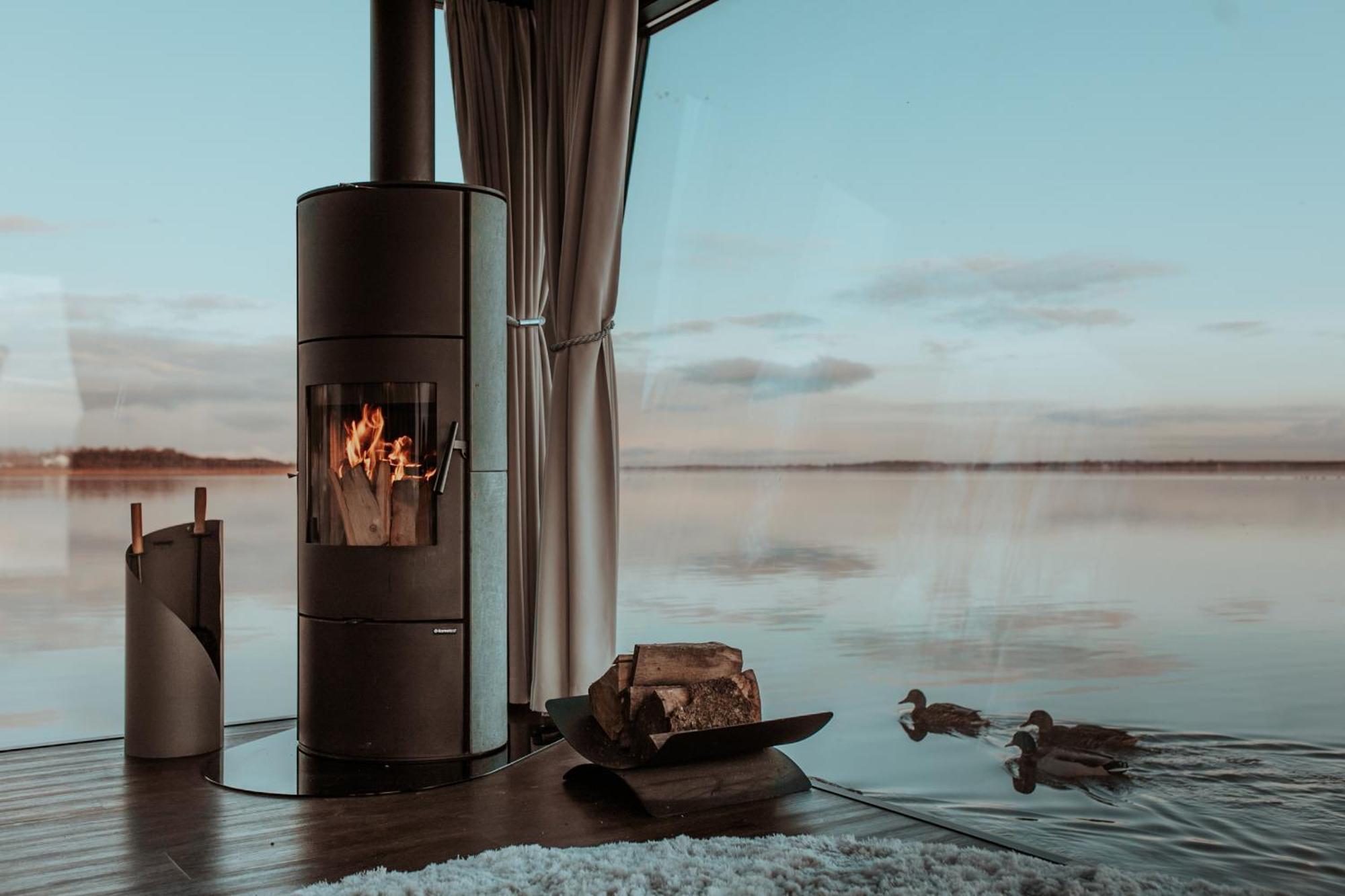 Grand Ht Houseboats - Domki Na Wodzie - Sauna, Jacuzzi, Kominek เมียลโน ภายนอก รูปภาพ