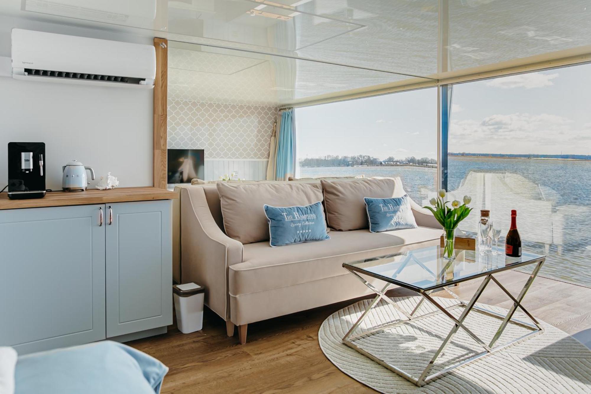 Grand Ht Houseboats - Domki Na Wodzie - Sauna, Jacuzzi, Kominek เมียลโน ห้อง รูปภาพ