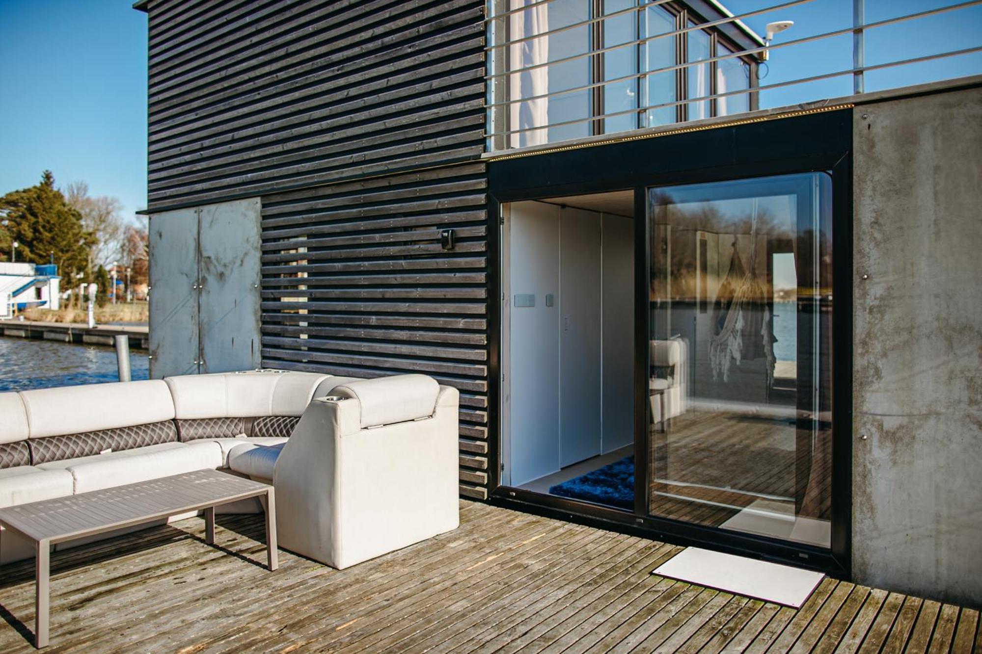 Grand Ht Houseboats - Domki Na Wodzie - Sauna, Jacuzzi, Kominek เมียลโน ห้อง รูปภาพ